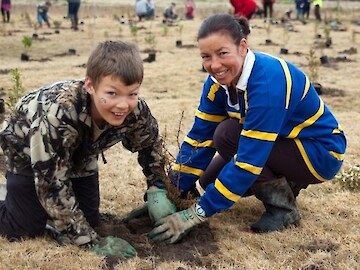 Lets get planting! Living Legends